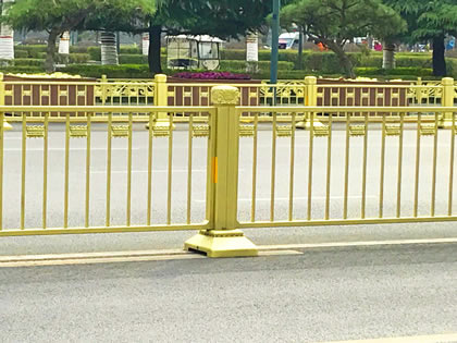 黄金护栏