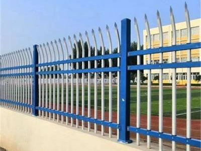 学校围墙锌钢护栏
